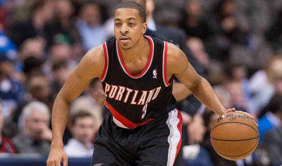 C罗侧身加 C罗侧身加